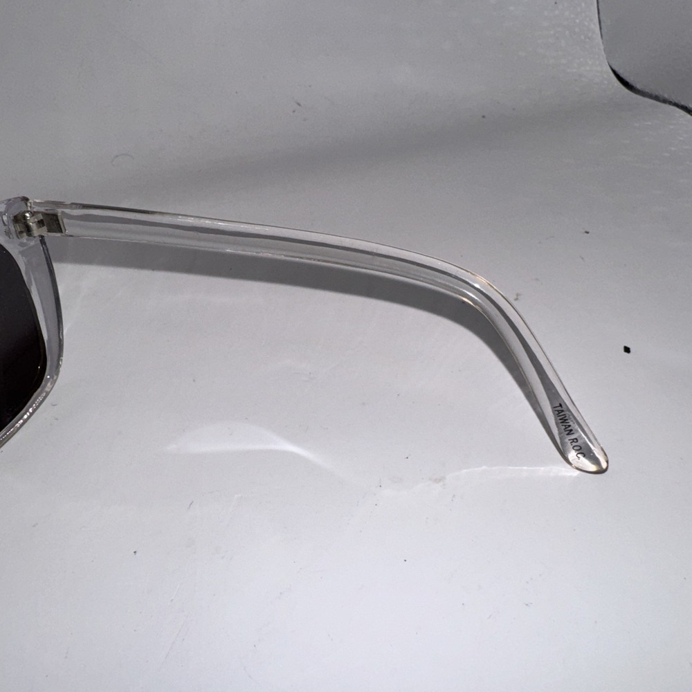 BLENDERS CLEAR WONDER CAT. 3 POLARIZED SUNGLASSES - Picture 5 of 6